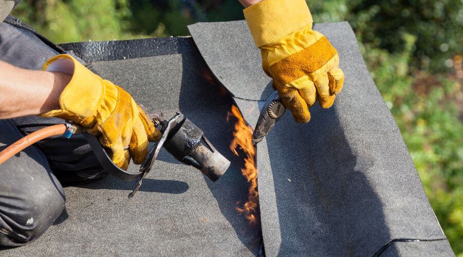 Professional residential roofers in Puyallup, WA